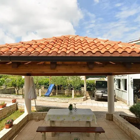 Apartamento Fuer 6 Personen Ca 71 Qm In Pula-fondole, Istrien Istrische Riviera *
