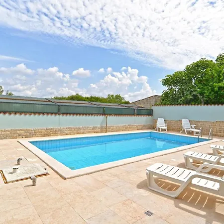 Apartamento Fuer 6 Personen Ca 71 Qm In Pula-fondole, Istrien Istrische Riviera Štinjan