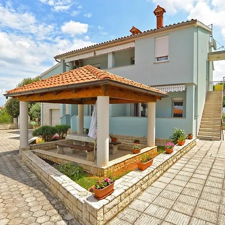 Fuer 6 Personen Ca 71 Qm In Pula-fondole, Istrien Istrische Riviera Apartamento *